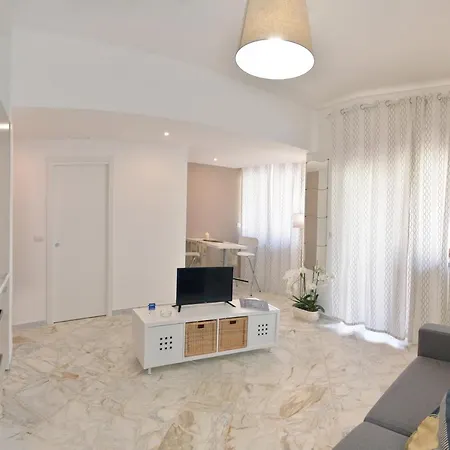Elegant Studio With Sea View Balcony In 30 M² アパート *