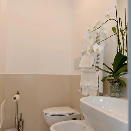 Elegant Studio With Sea View Balcony In 30 M² * マイオーリ